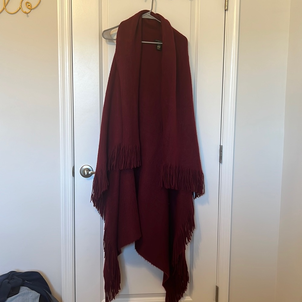Oversized Fringe Sweater Vest